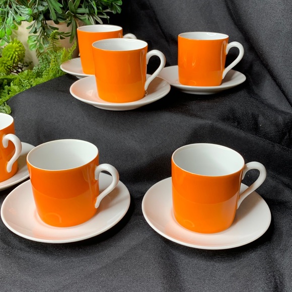 Vintage Lipper & Mann bright orange demitasse / espresso cups and saucers - Picture 4 of 8